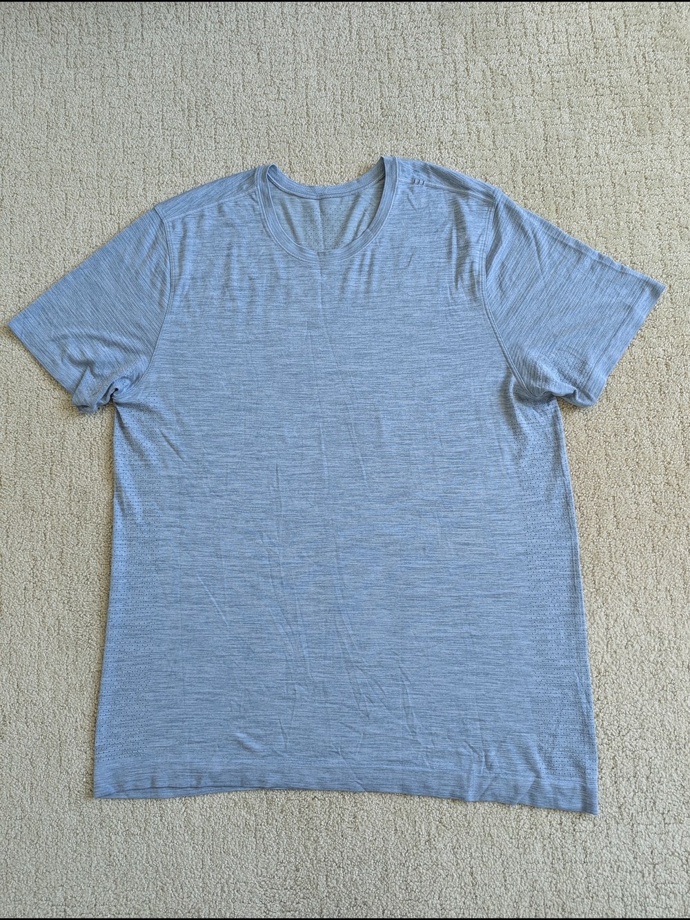 Lululemon Shirt XL Metal Vent Tech Short Sleeve Gym Top Blue Stretch Athletic